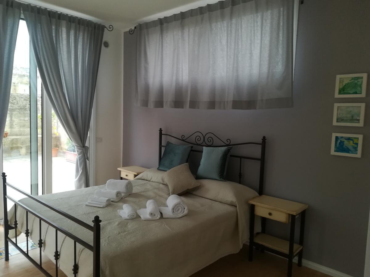 レッチェ Dimora Dell'Artista Bed & Breakfast エクステリア 写真