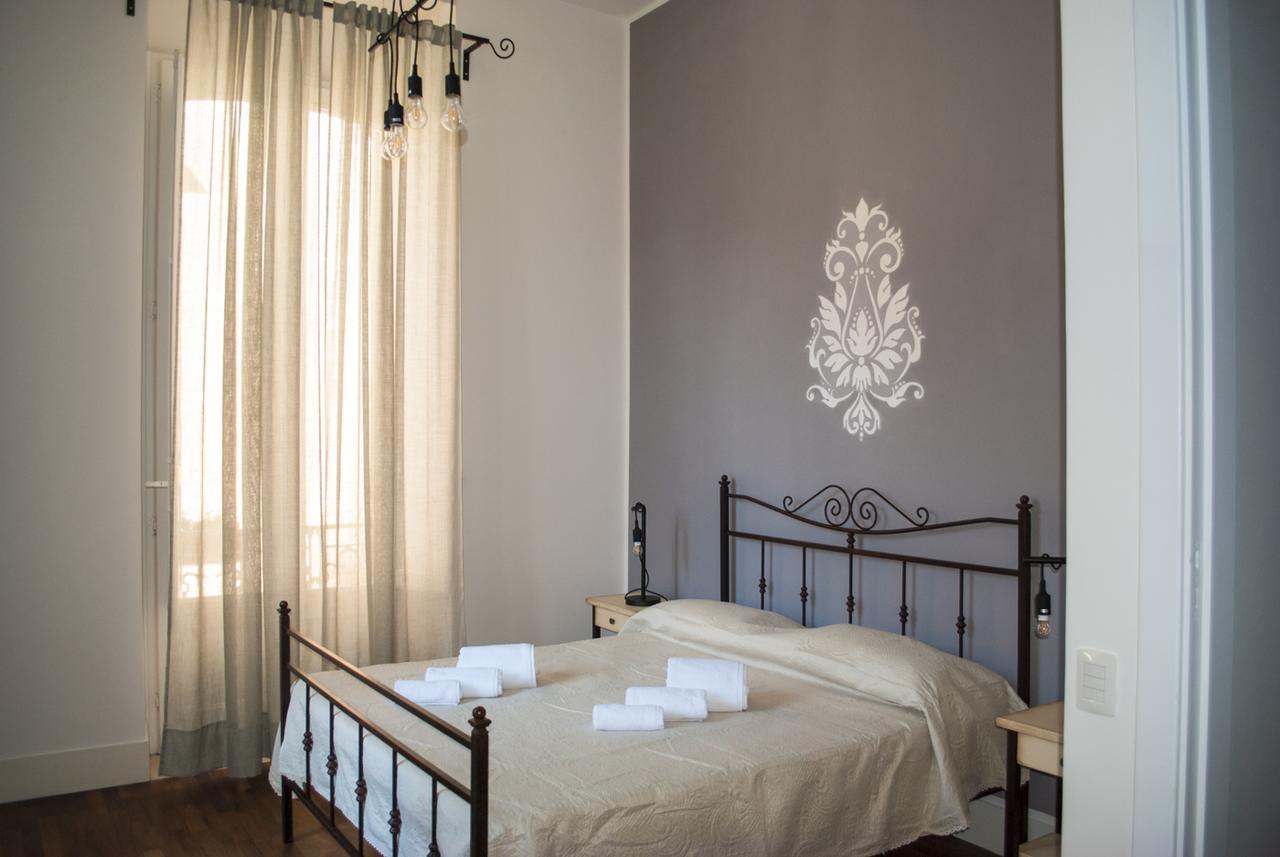 レッチェ Dimora Dell'Artista Bed & Breakfast エクステリア 写真