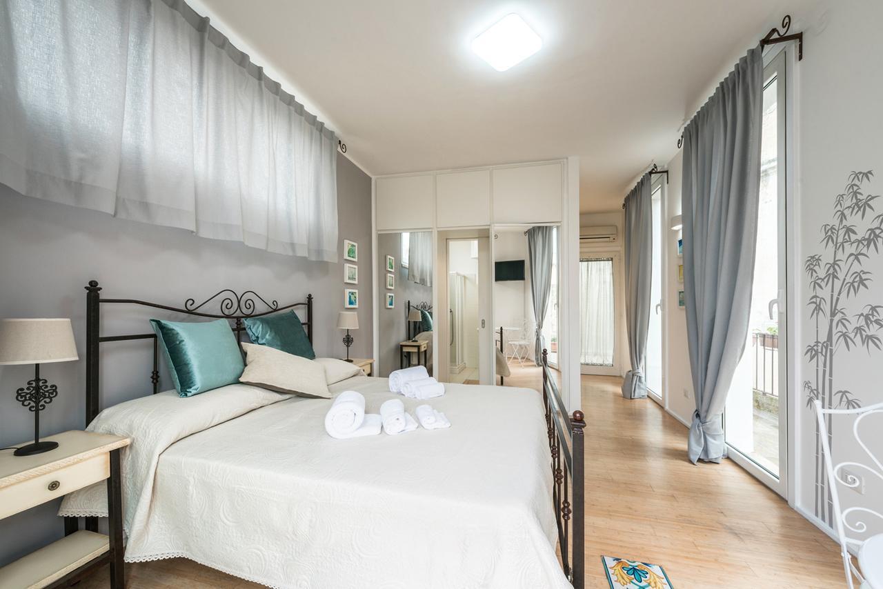 レッチェ Dimora Dell'Artista Bed & Breakfast エクステリア 写真