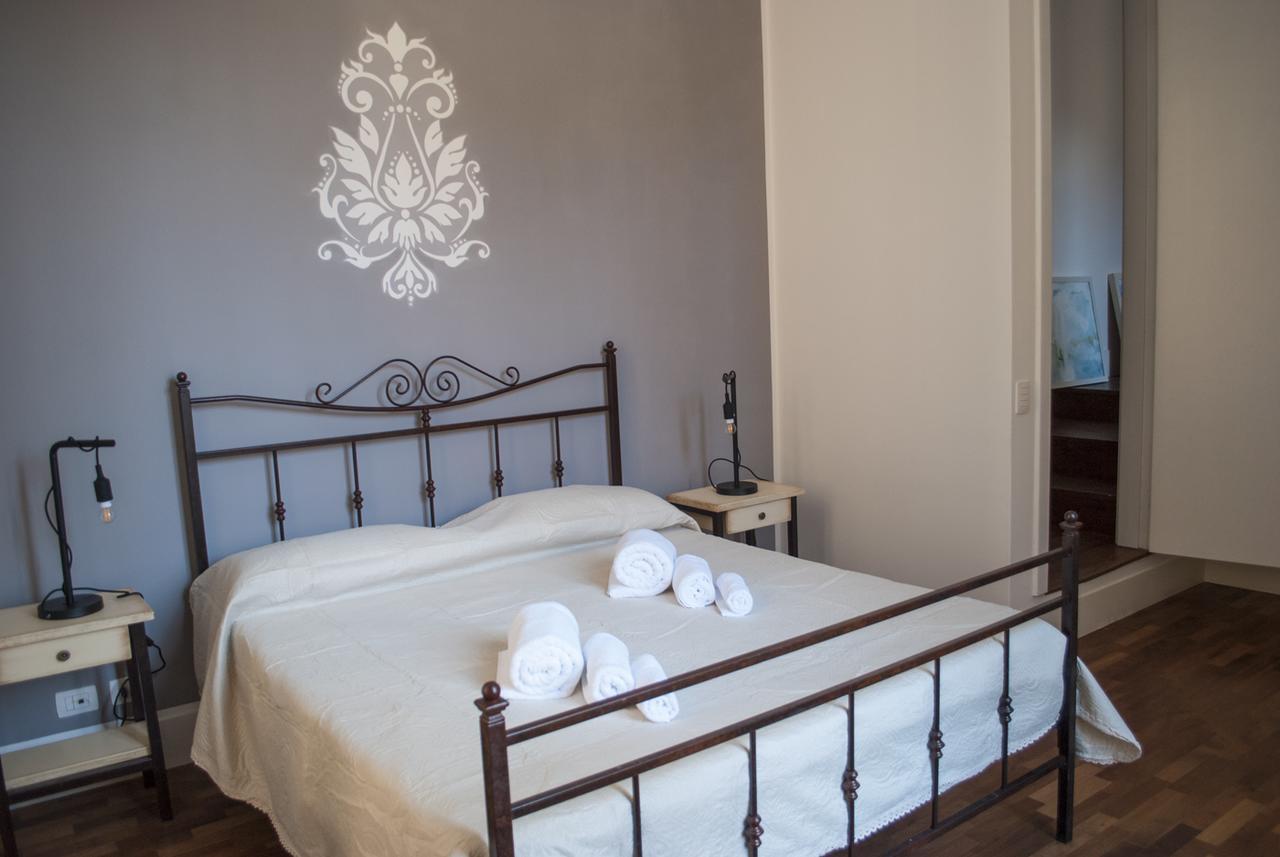 レッチェ Dimora Dell'Artista Bed & Breakfast エクステリア 写真