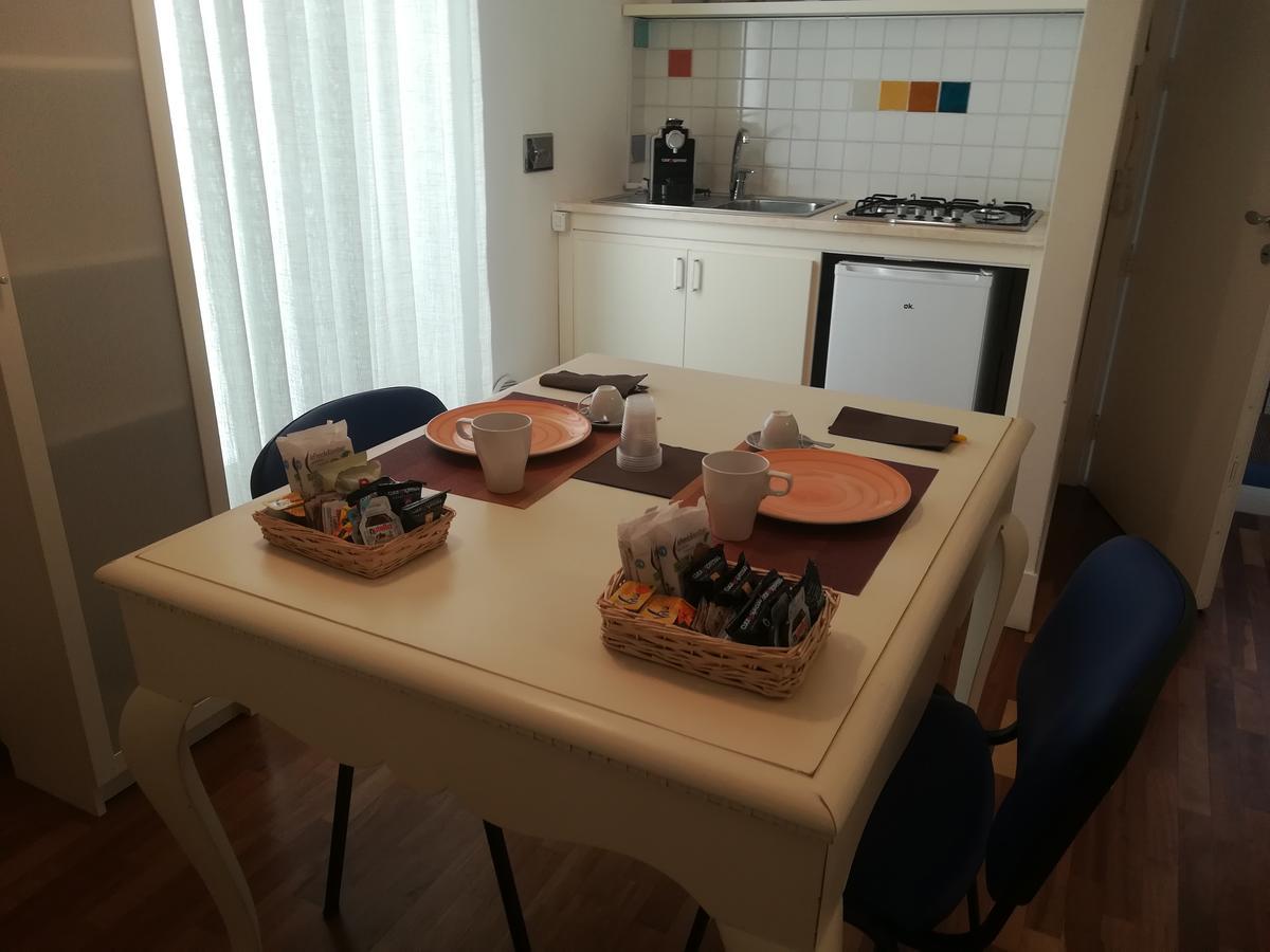レッチェ Dimora Dell'Artista Bed & Breakfast エクステリア 写真
