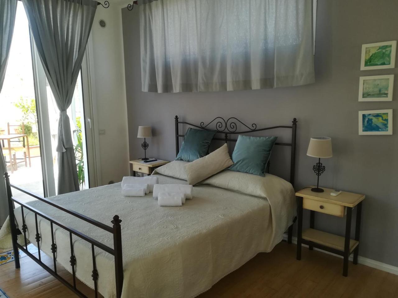 レッチェ Dimora Dell'Artista Bed & Breakfast エクステリア 写真